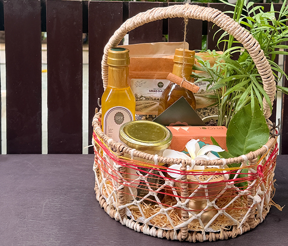 Hamper
